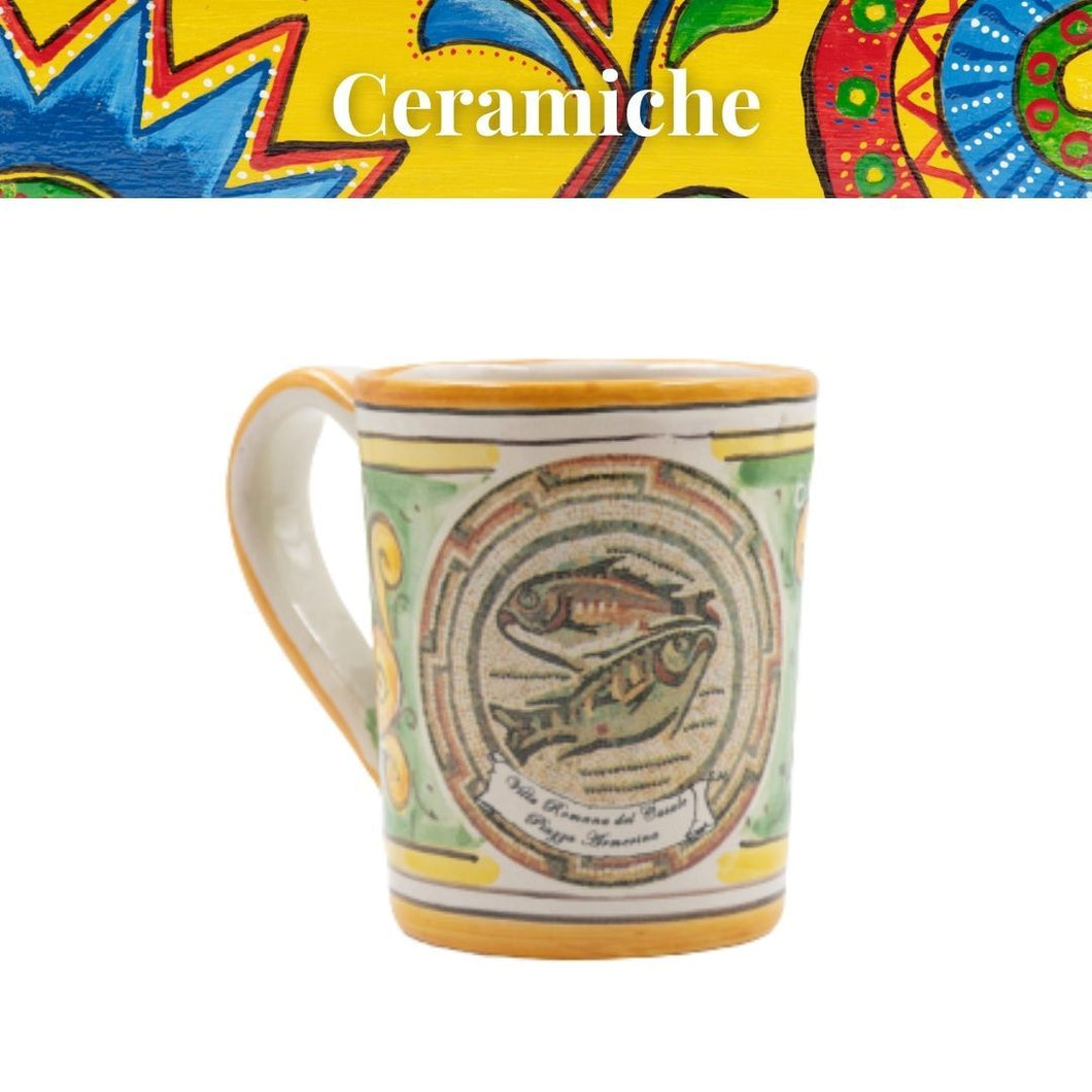Tazza in ceramica di Caltagirone con decalco Villa Romana del Casale